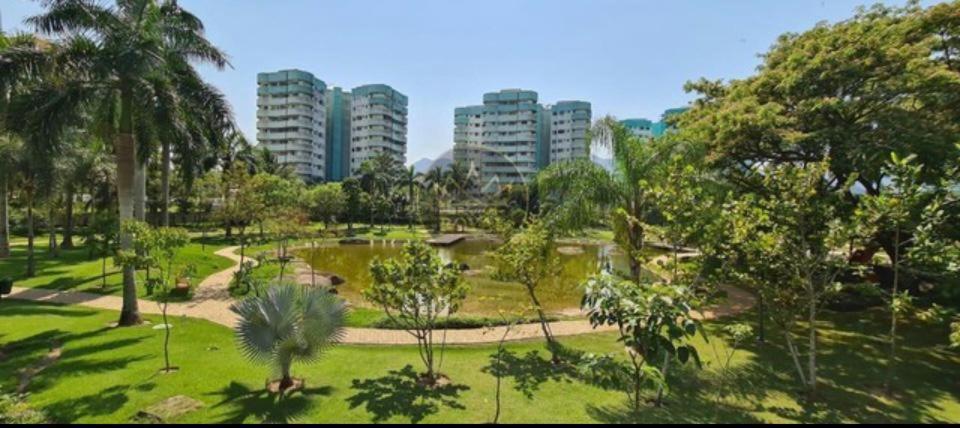 Mountain, Lake And Pool View Apartment Rio de Janeiro Room photo