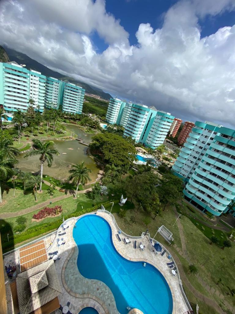 Mountain, Lake And Pool View Apartment Rio de Janeiro Room photo